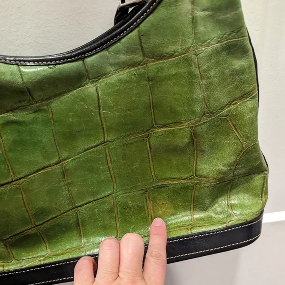 Vintage DOONEY and BOURKE green reptile print leather bag